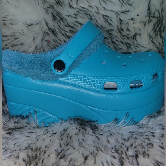 Cape Robbin - Picture 3 of 5